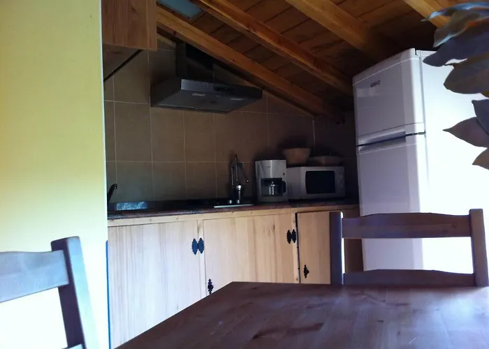 - Atuvera Вильянуэва-де-ла-Вера